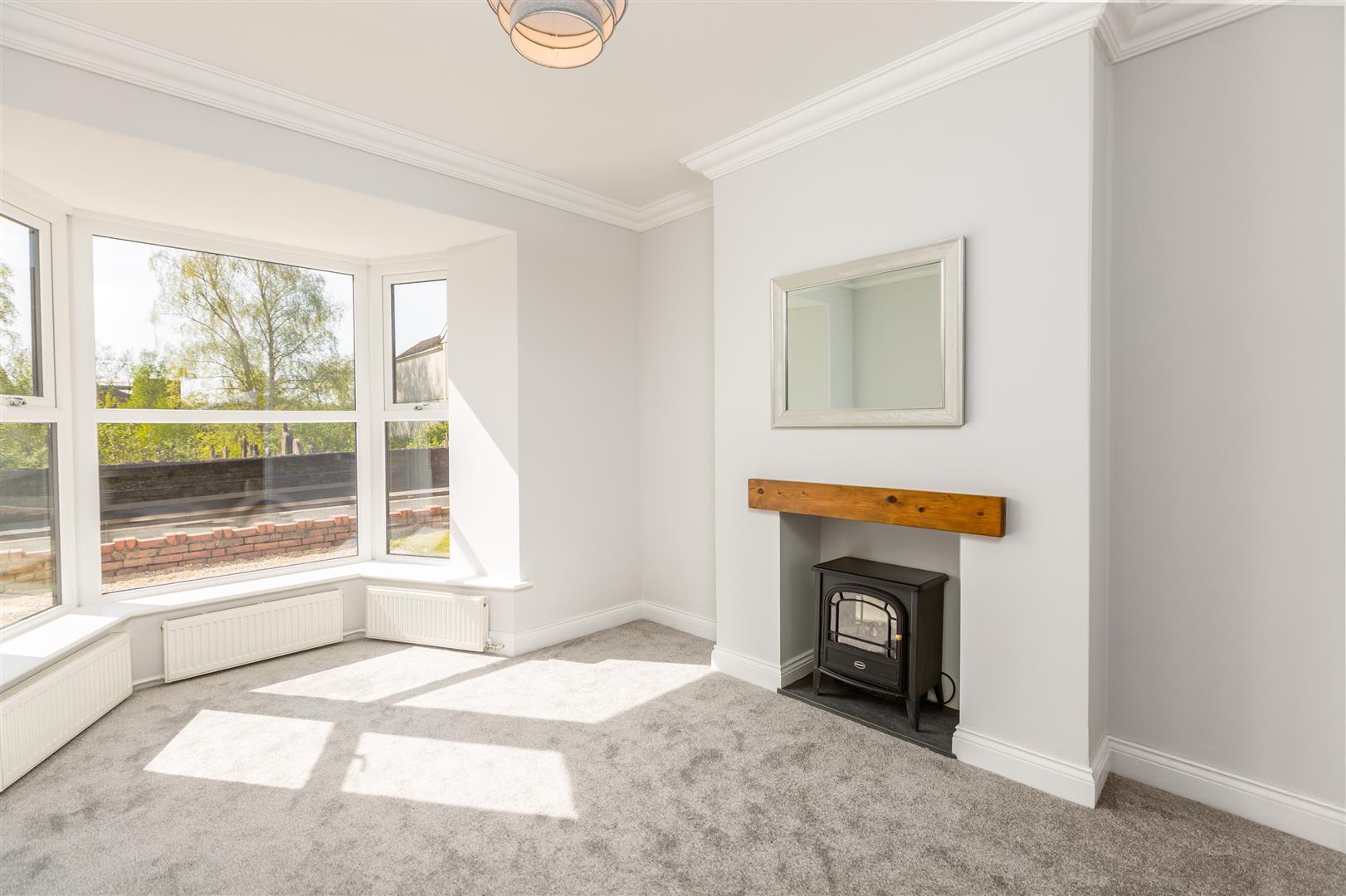 High Street, Clydach, Swansea, SA6 5LN